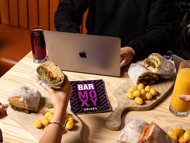 Bar Moxy Manchester